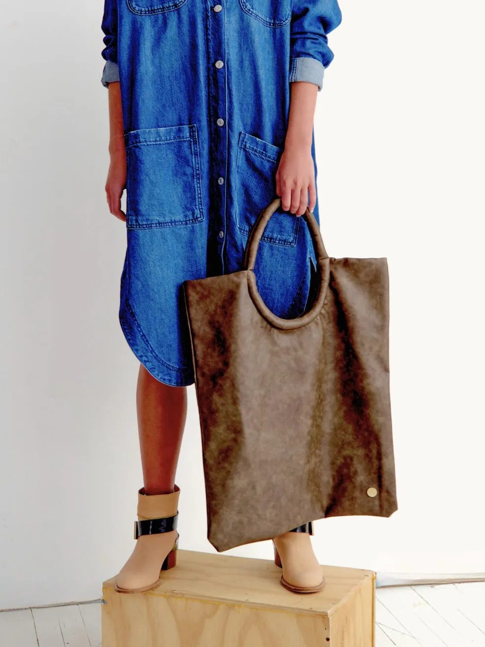 24 HOUR TOTE - VINTAGE BROWN