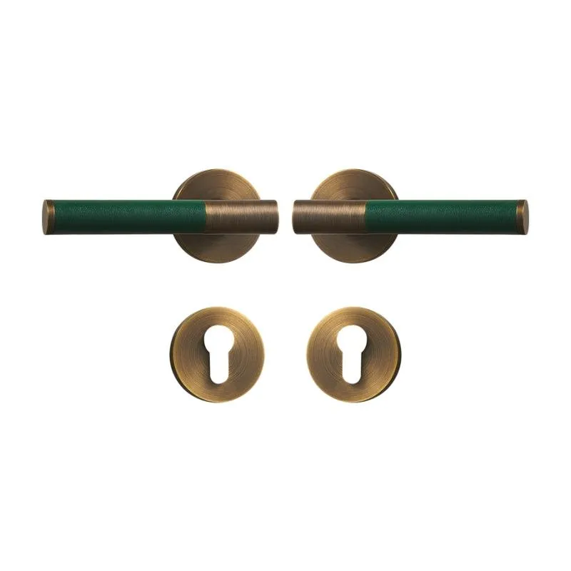 AMINTA / Solid Brass & Leather Lever Door Handles