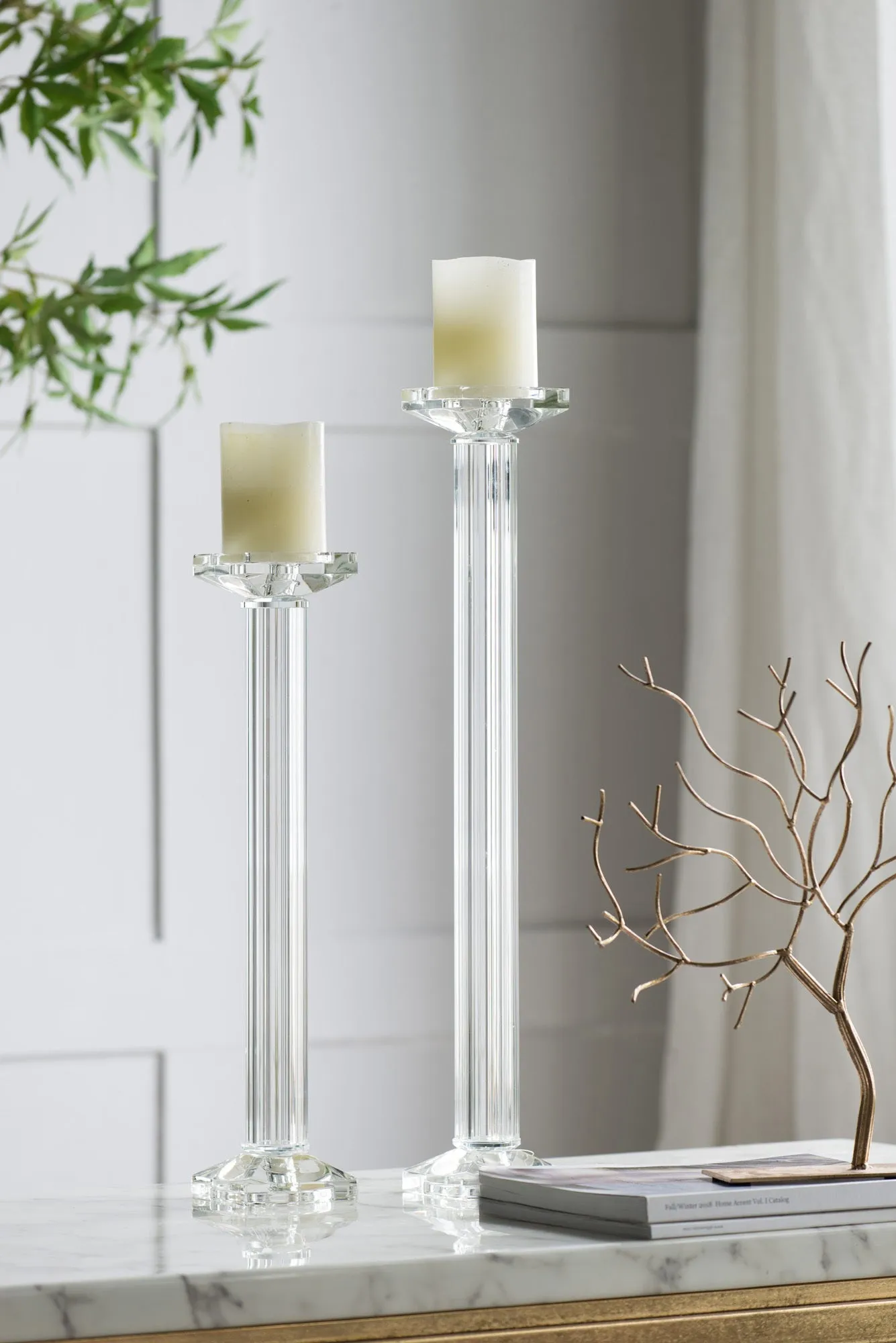 Andres Candle Holder