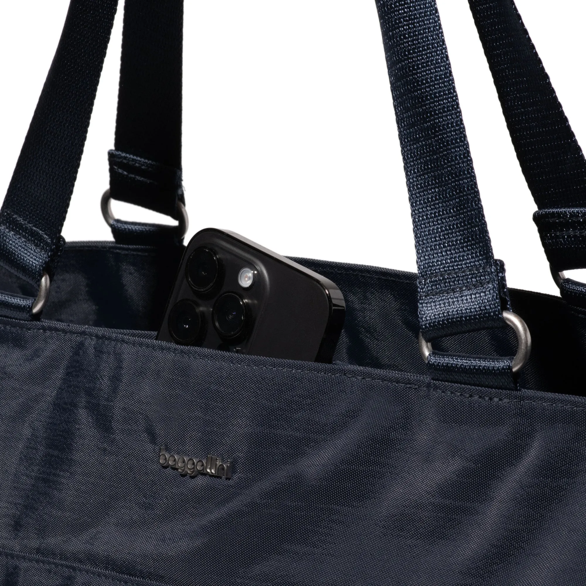 Baggallini Modern Avenue Tote
