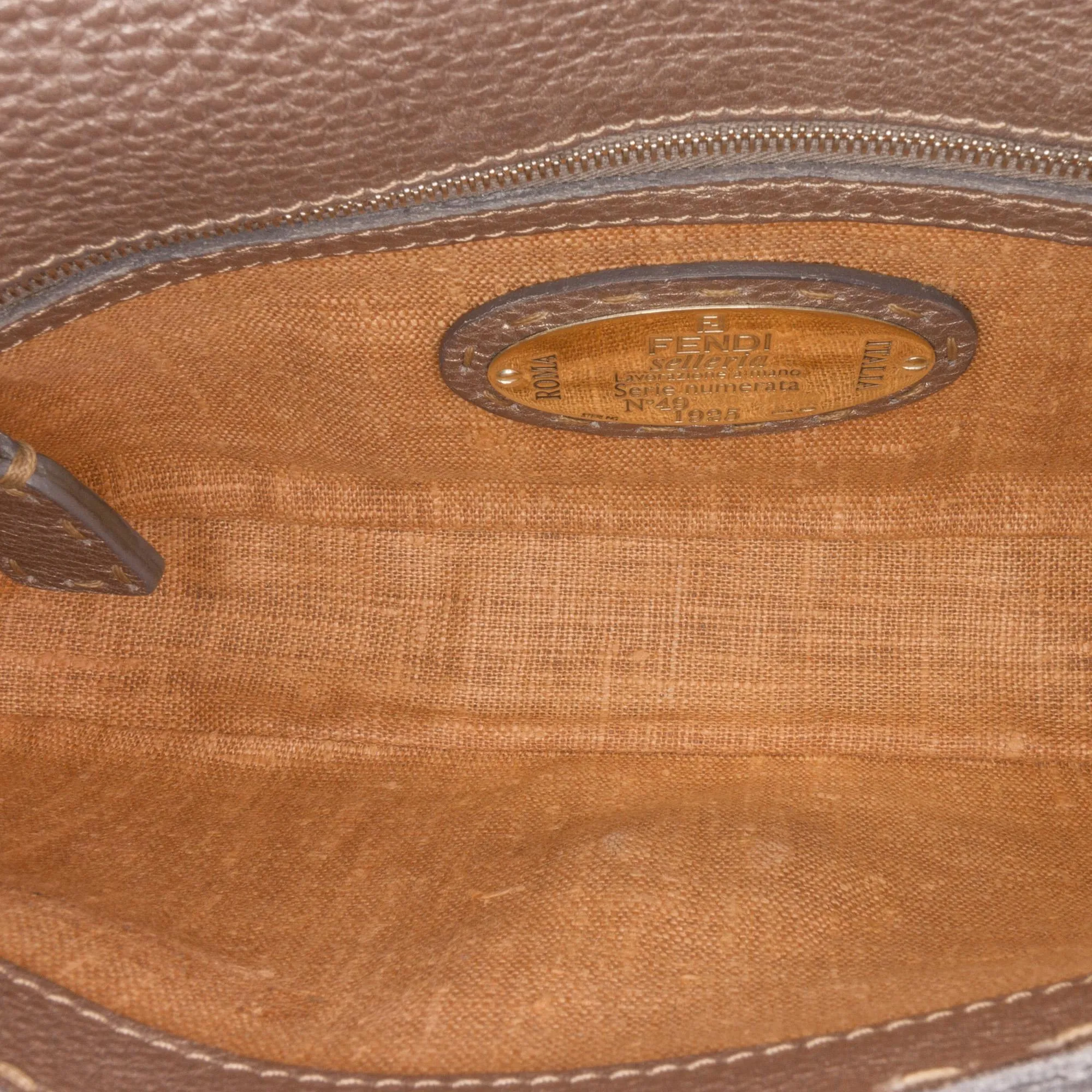 Fendi Selleria Baguette (SHG-gqGROs)