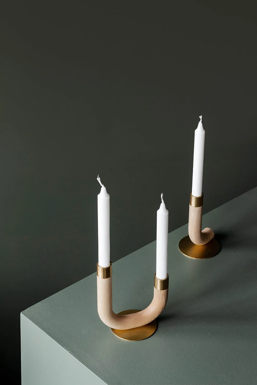 KAARI J Candle holder
