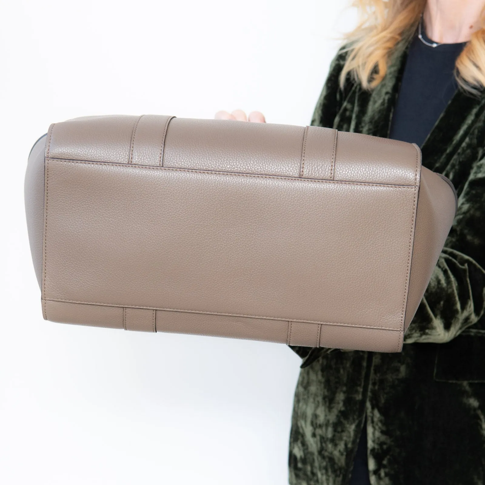 Mulberry Mushroom Zipped Bayswater Leather Bag