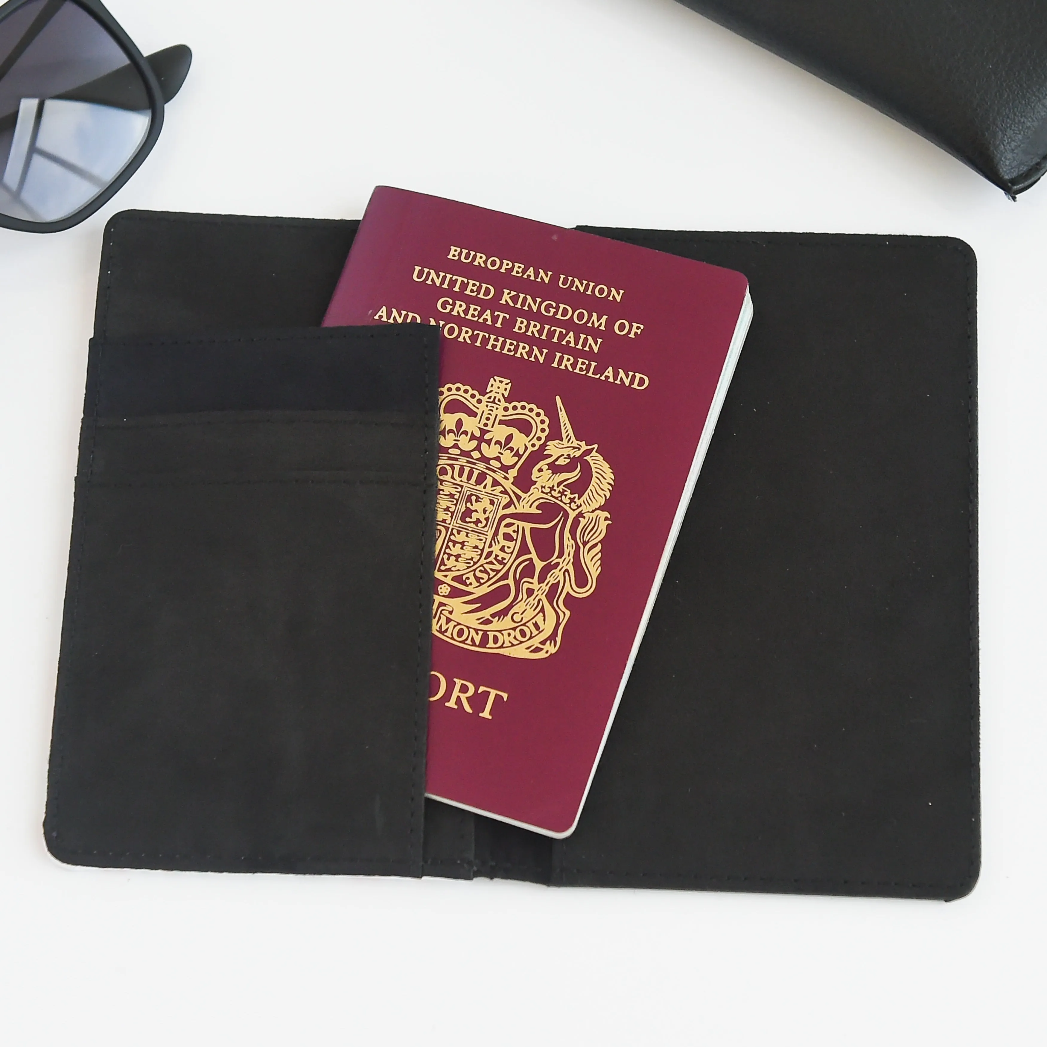 Personalised Passport Holder | Sorrento Stripe in Black