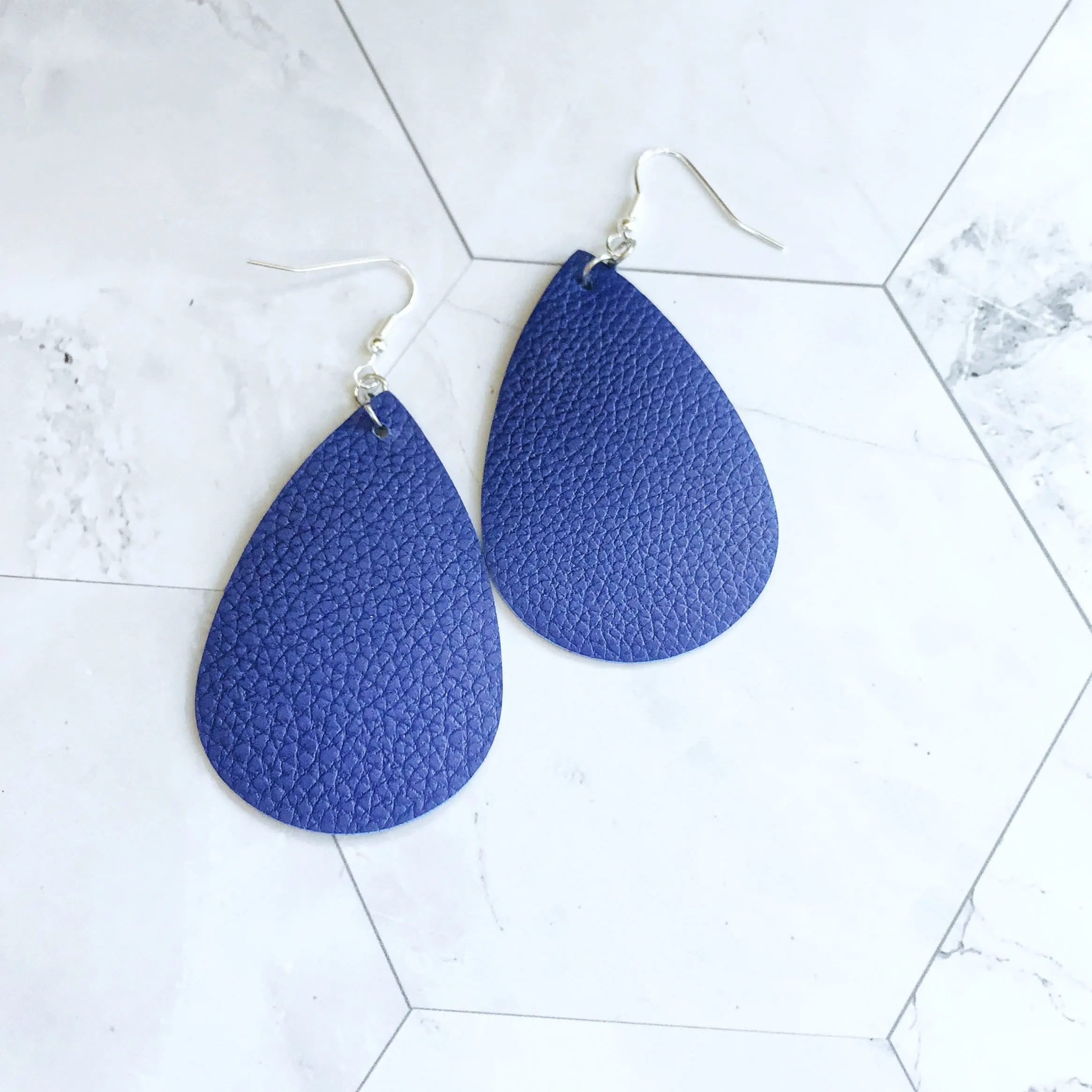 Samantha - Blue drop earrings