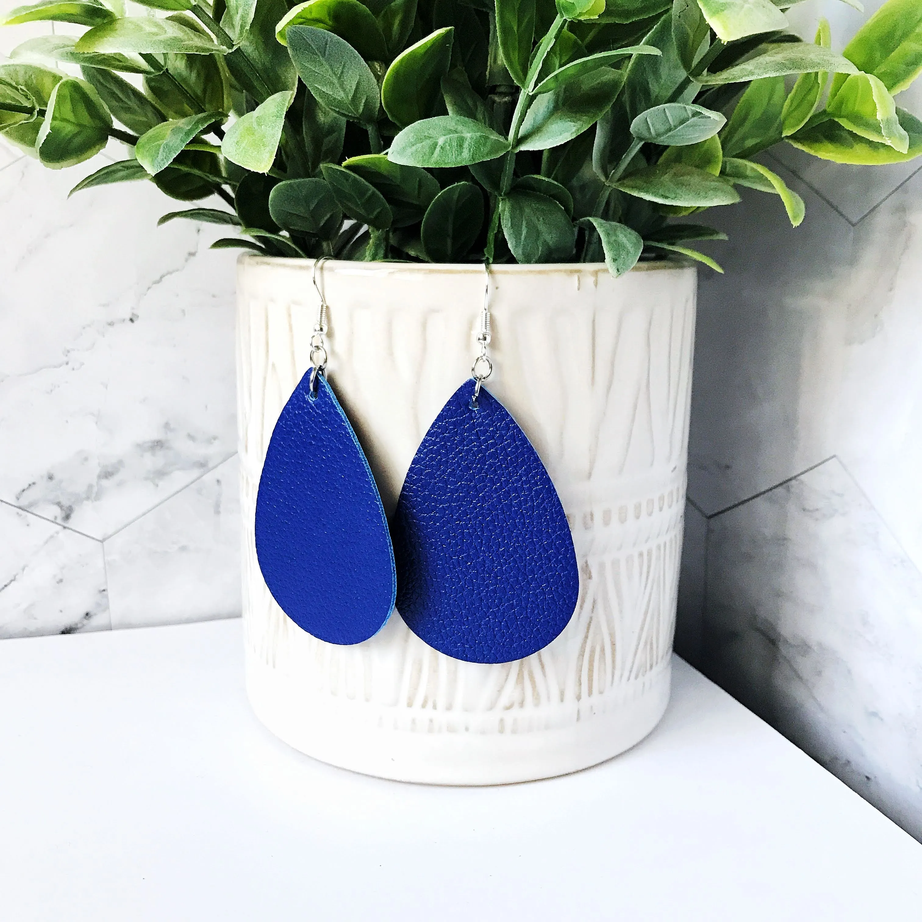 Samantha - Blue drop earrings