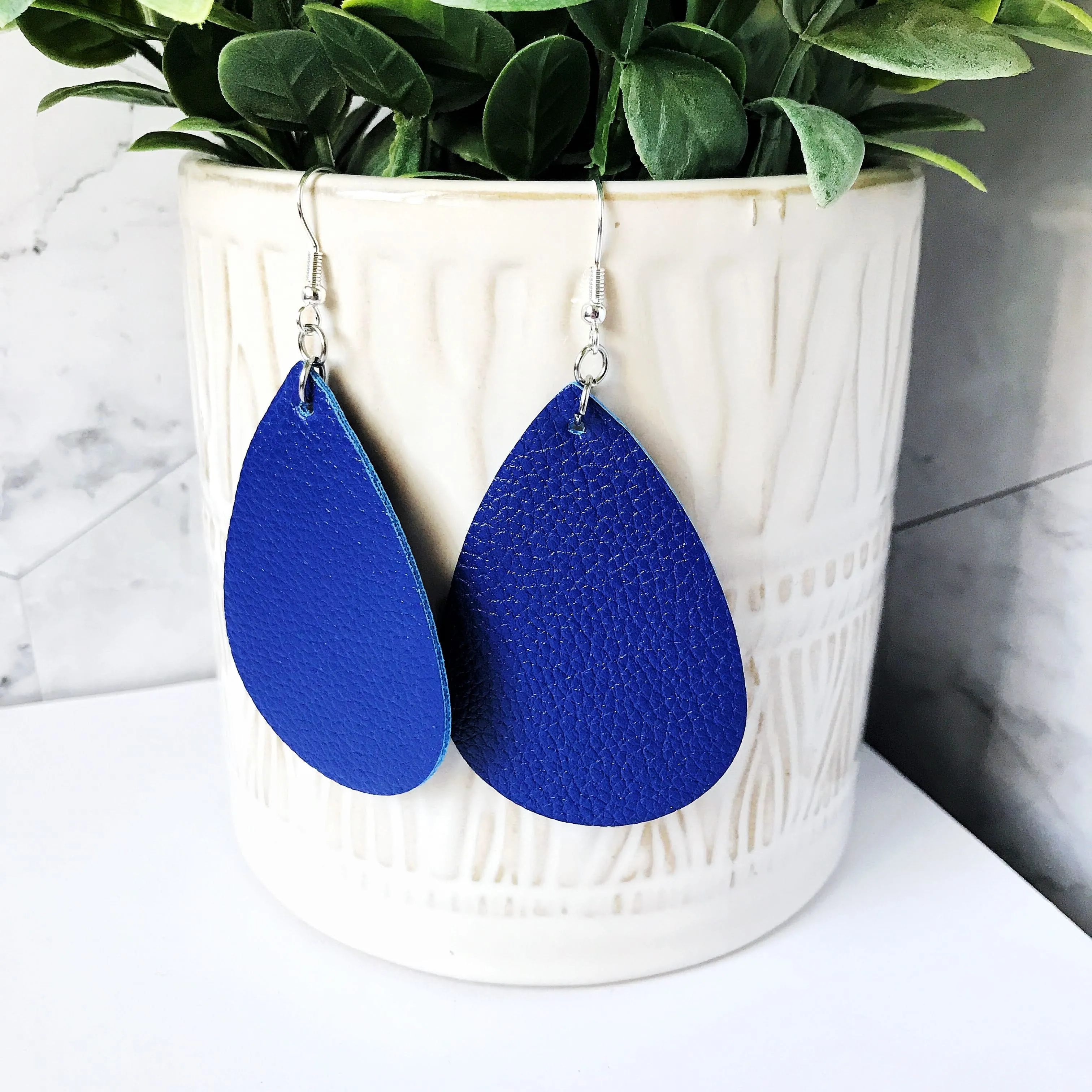 Samantha - Blue drop earrings