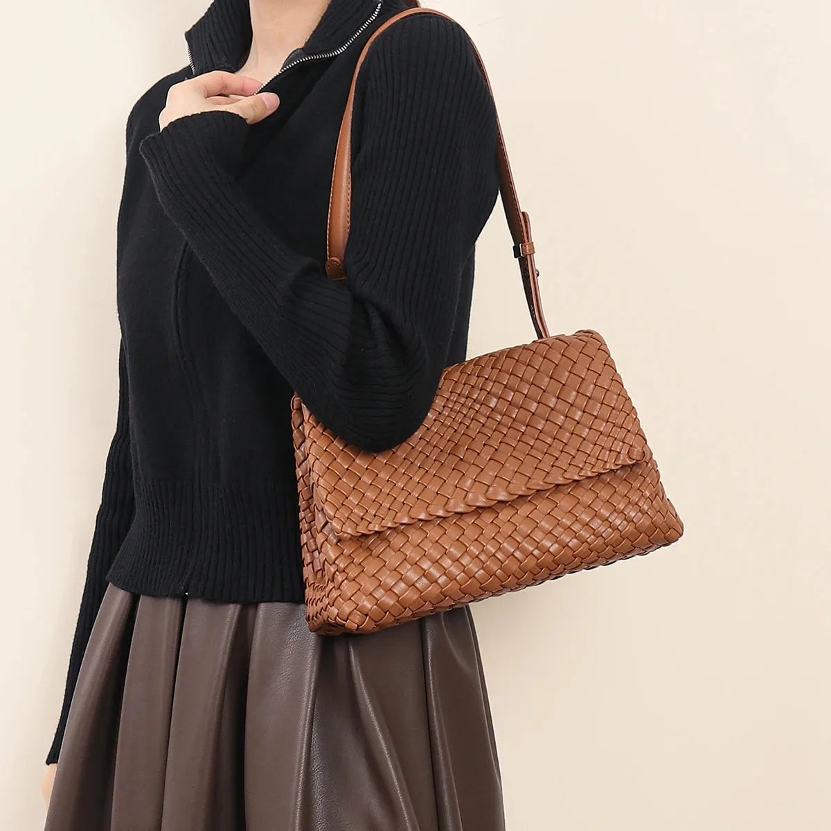 Trend4us Woven Leather Shoulder Bag